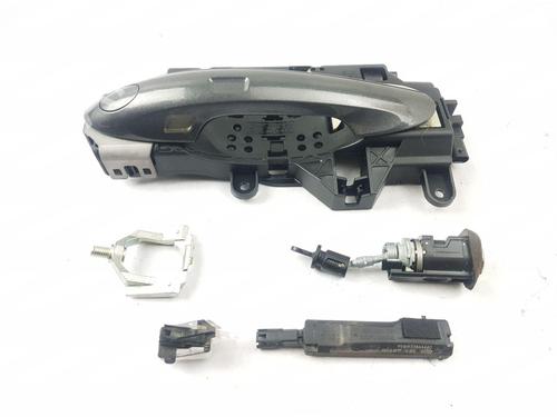 Używane Klamka zewnętrzna drzwi przednich prawych BENTLEY CONTINENTAL Convertible (3S_) 4.0 V8 AWD (549 hp) 32177553