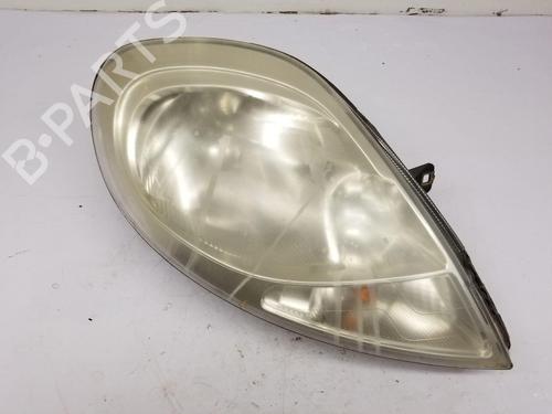 Used Right headlight RENAULT TRAFIC II Van (FL) 2.0 dCi 115 (FL01, FL0U, FL00, FL0H, FL0M) (114 hp) 28827646