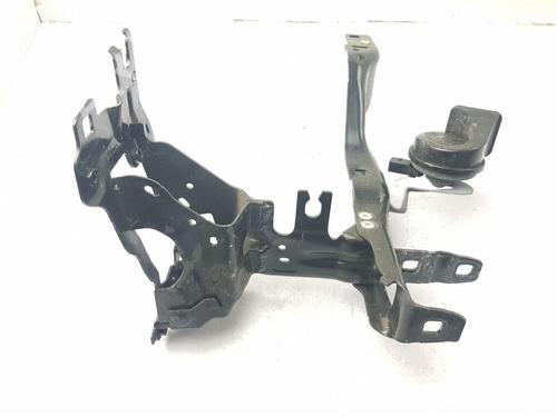 Used Right headlight support Right headlight support BMW 5 (G30, F90) 530 e Plug-in Hybrid (252 hp) 33677762 33677762