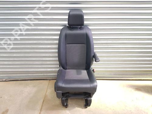 Used Right front seat Right front seat VAUXHALL VIVARO C Van (K0) 1.5 (102 hp) 36052130 36052130