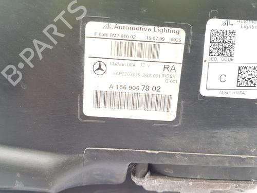 Right headlight MERCEDES-BENZ GLE (W166) 250 d 4-matic (166.004) | BP32003911C29 