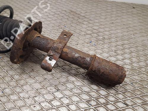 Left front shock absorber RENAULT CAPTUR I (J5_, H5_) 0.9 TCe 90 | BP25839593M16 