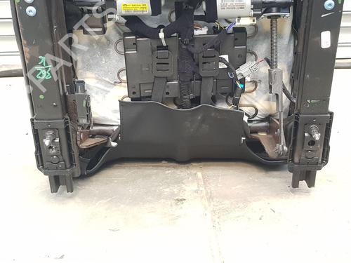 Right front seat MASERATI LEVANTE SUV (M161) 3.0 D Q4 | BP36052138C16  - Image 24