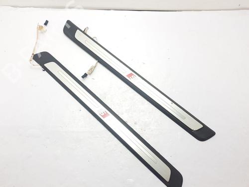 Used Right sideskirt AUDI A3 Sportback (8VA, 8VF) S3 quattro (310 hp) 25462592