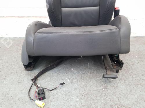 Right front seat VW GOLF V (1K1) 2.0 TDI 16V | BP38326026C16 - Image 43