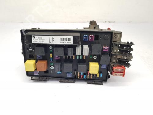 Fuse box OPEL ASTRA H GTC (A04) | BP30184625E1