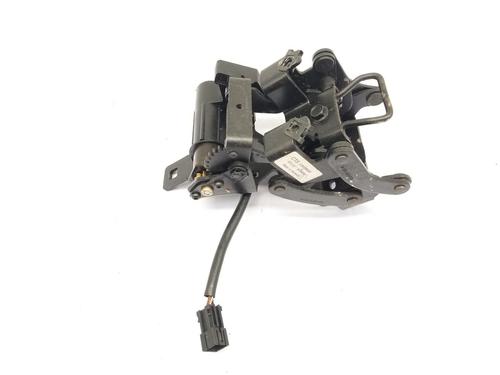 Used Hinge/Door check strap Hinge/Door check strap VAUXHALL ASTRA Mk V (H) TwinTop (A04) 1.6 i 16V (L67) (116 hp) 36280931 36280931