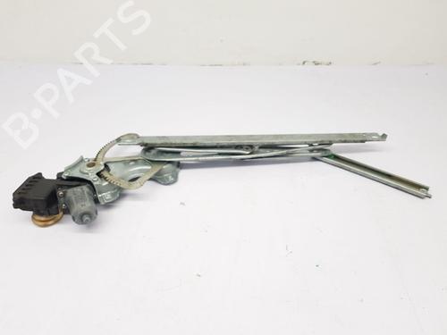 Front right window mechanism TOYOTA AURIS (_E18_) 1.6 (ZRE181_, ZRE185_, ZRE185R, ZRE181R) | BP30184753C23