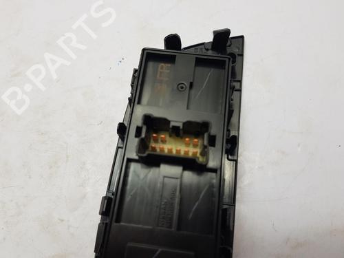 Right front window switch NISSAN QASHQAI II (J11, J11_)  | BP30471573I26 