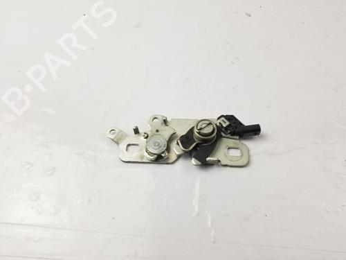 Used Hood lock Hood lock PEUGEOT 2008 II (UD_, US_, UY_, UJ_, UR_, UC_) 1.2 PureTech 100 (USHNK) (101 hp) 27811500 27811500