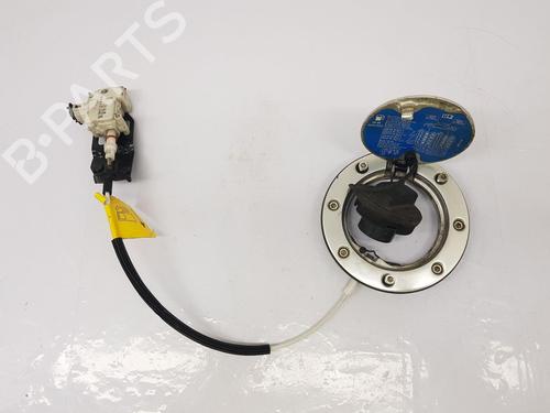 fuel-flap-audi-tt-8n3-1998-1999-2000-2001-2002-2003-2004-2005-2006-2007-31346544 main image