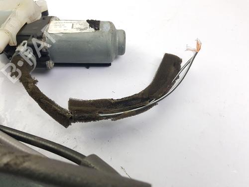Front left window mechanism RENAULT MEGANE II Estate (KM0/1_) 1.5 dCi (KM16, KM1E) | BP24322151C22 