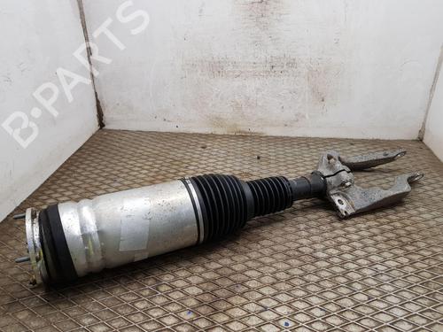 Venstre fortil støddæmper LAND ROVER RANGE ROVER IV (L405) 3.0 TDV6 4x4 (258 hp) 31663254