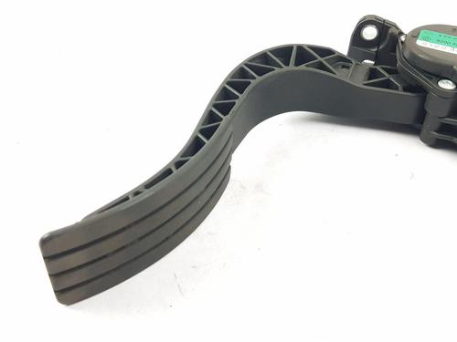 Pedal RENAULT TWINGO II (CN0_) 1.2 16V (CN04, CN0B) | BP29900528I4