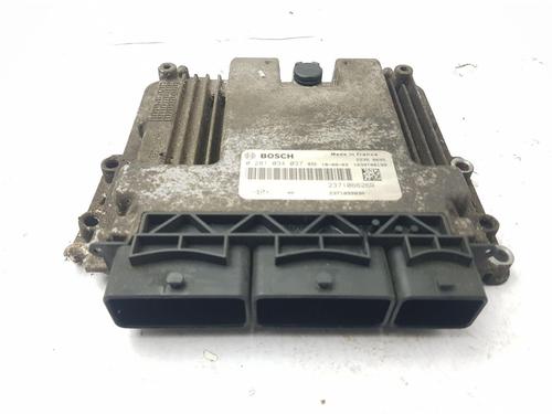 Used Engine control unit (ECU) Engine control unit (ECU) RENAULT TRAFIC III Van (FG_) 1.6 dCi 120 (FGMB, FGMC) (120 hp) 33559096 33559096