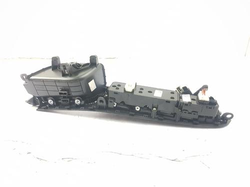 Right front window switch HYUNDAI TUCSON (TL, TLE) | BP32375134I26