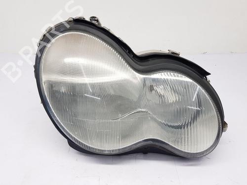 Used Right headlight MERCEDES-BENZ C-CLASS (W203) C 220 CDI (203.006, 203.008) (143 hp) 29642062