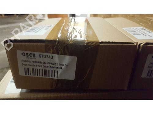 Front left exterior door handle FERRARI CALIFORNIA 4.3 | BP22660425C128