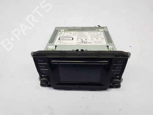 Used Radio Radio 30554625 30554625
