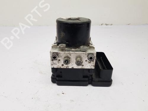 ABS pump VOLVO V40 Hatchback (525) T3 | BP30264457M43