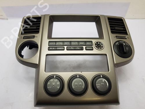 Used Climate control NISSAN X-TRAIL I (T30) 2.2 dCi 4x4 (136 hp) 30330876