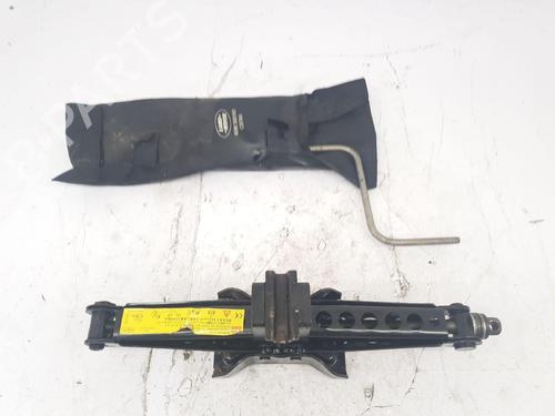 Used Jack Kit Jack Kit LAND ROVER FREELANDER 2 (L359) 2.2 TD4 4x4 (160 hp) 33629992 33629992