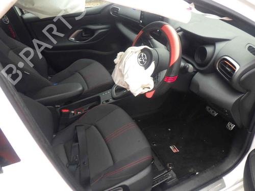 Radio TOYOTA YARIS (_P21_, _PA1_, _PH1_) 1.5 Hybrid (MXPH10, MXPH11) | BP31574786E6 