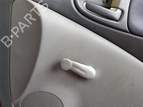 Brugte TOYOTA YARIS (_P1_) 1.0 (SCP10_, SCP10R) 4787246