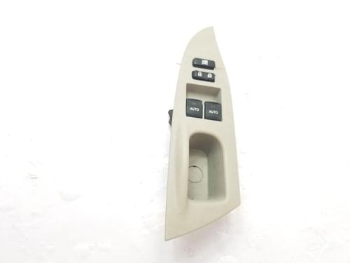 Used Right front window switch Right front window switch TOYOTA IQ (_J1_) 1.0 (KGJ10_, KGJ10R) (68 hp) 28307771 28307771