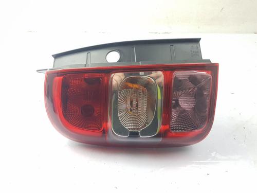 left-taillight-dacia-duster-hs_-2010-2011-2012-2013-2014-2015-2016-2017-2018-40187172 main image