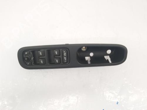 Used Right front window switch Right front window switch 39471705 39471705