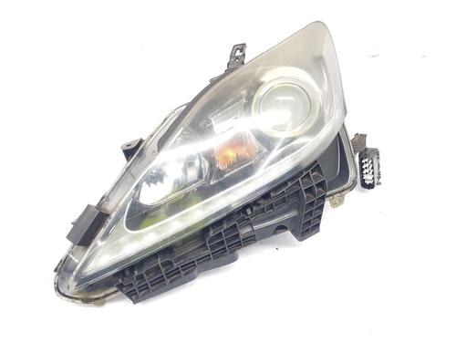 Faro anteriore sinistro LEXUS IS II (_E2_) 200d (ALE20_, ALE20R) (150 hp) 32127306
