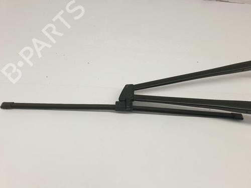 Front windshield wiper arm MCLAREN 570GT 3.8 | BP22709878C143 
