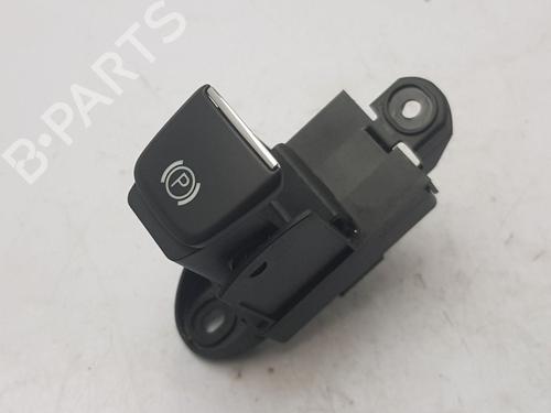 switch-maserati-levante-suv-m161-2016-36280852 main image
