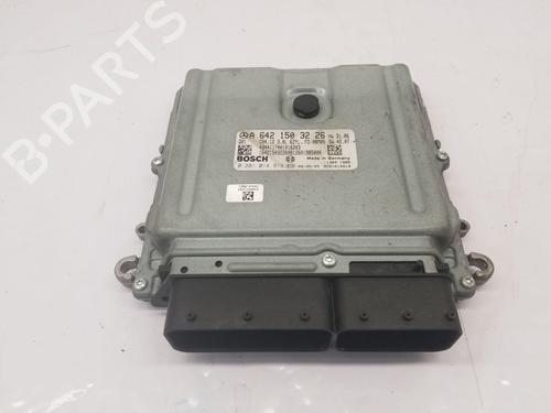 Used Engine control unit (ECU) Engine control unit (ECU) MERCEDES-BENZ E-CLASS (W211) E 280 CDI (211.020) (190 hp) 40010492 40010492