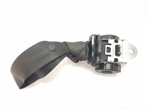 Used Rear right seatbelt LAND ROVER DISCOVERY III (L319) 2.7 TD 4x4 (190 hp) 26163450