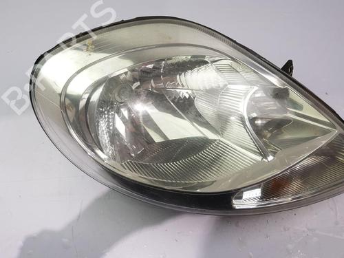 Right headlight VAUXHALL VIVARO A Van (X83) 2.0 CDTI | BP25838946C29 