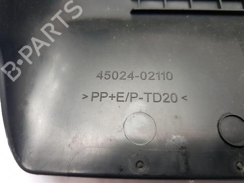 Other TOYOTA COROLLA Hatchback (_E21_, _EA1_, _EH1_) 1.8 Hybrid (ZWE211, ZWE219) | BP29927963O1