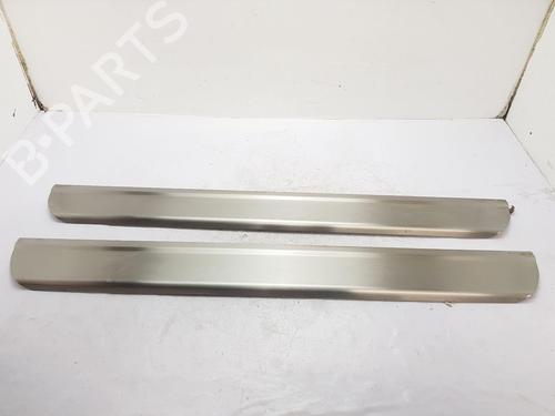 Used Right sideskirt PORSCHE 911 (997) 3.8 Carrera S (355 hp) 27330374
