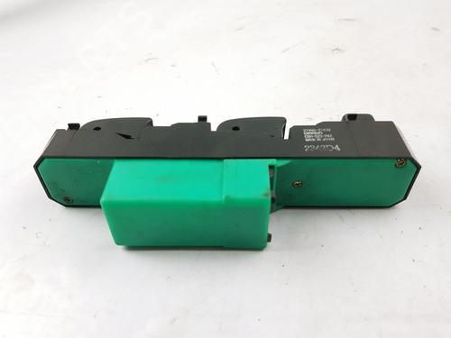 Right front window switch SUZUKI JIMNY Closed Off-Road Vehicle (SN) 1.3 16V 4WD (SN413, JB43) | BP31691054I26 