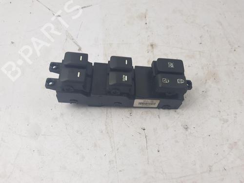 Used Right front window switch Right front window switch 38623909 38623909