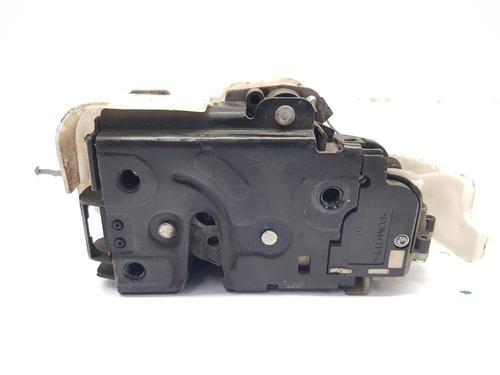 Front left lock VW TRANSPORTER T5 Bus (7HB, 7HJ, 7EB, 7EJ) 1.9 TDI | BP29262759C98 