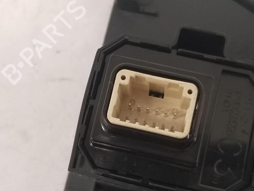 Right front window switch TOYOTA COROLLA Hatchback (_E21_, _EA1_, _EH1_) 1.8 Hybrid (ZWE211, ZWE219) | BP38931291I26 - Image 9