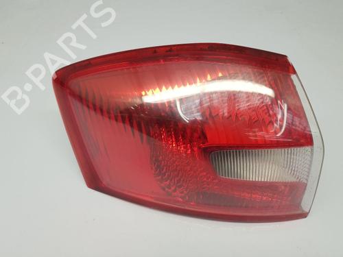 left-taillight-ford-kuga-i-2008-2009-2010-2011-2012-28526965 main image