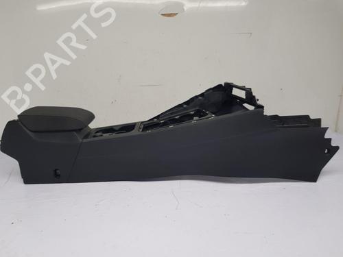 Armrest / Center console VW GOLF VIII (CD1, DA1) 1.5 eTSI | BP30627933I20 