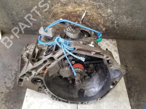 Used Gearbox Gearbox NISSAN JUKE (F15) 1.5 dCi (110 hp) 33890021 33890021