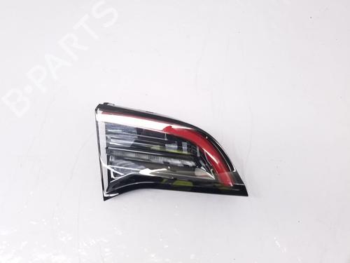 Used Left tailgate light Left tailgate light 39027615 39027615