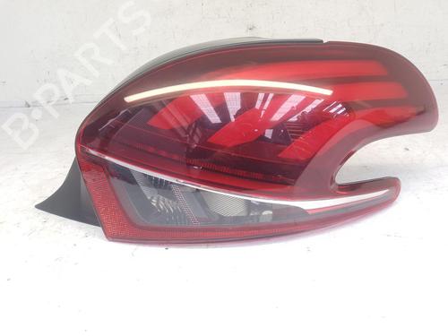 Høyre baklys PEUGEOT 208 I (CA_, CC_) 1.6 HDi / BlueHDi 75 (75 hp) 25838888