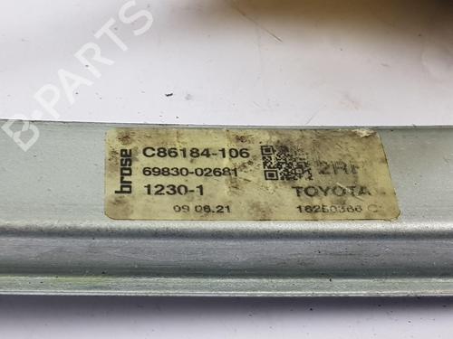 Rudehejsemekanisme Højre bagtil TOYOTA COROLLA Hatchback (_E21_, _EA1_, _EH1_) 1.8 Hybrid (ZWE211, ZWE219) | BP29620599C25 