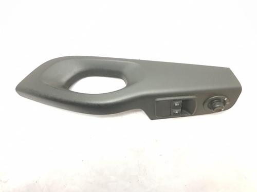 Used Right front window switch VAUXHALL VIVARO B Van (X82) 1.6 CDTi (95 hp) 30580878
